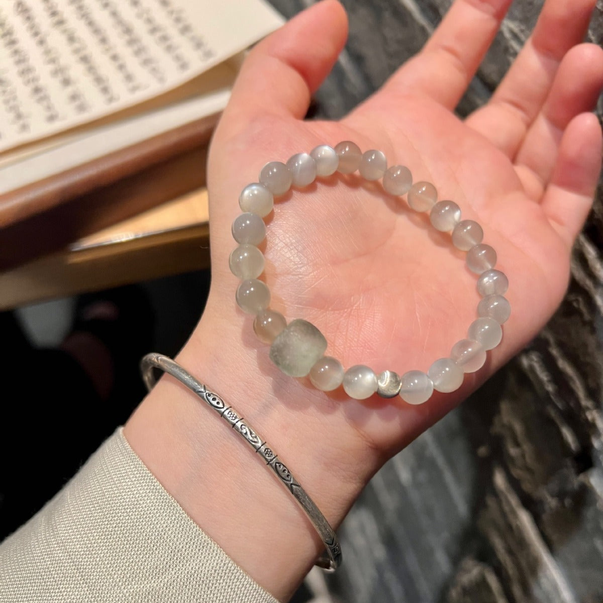 FJHDIY029 White Moonlight Bracelet 8mm