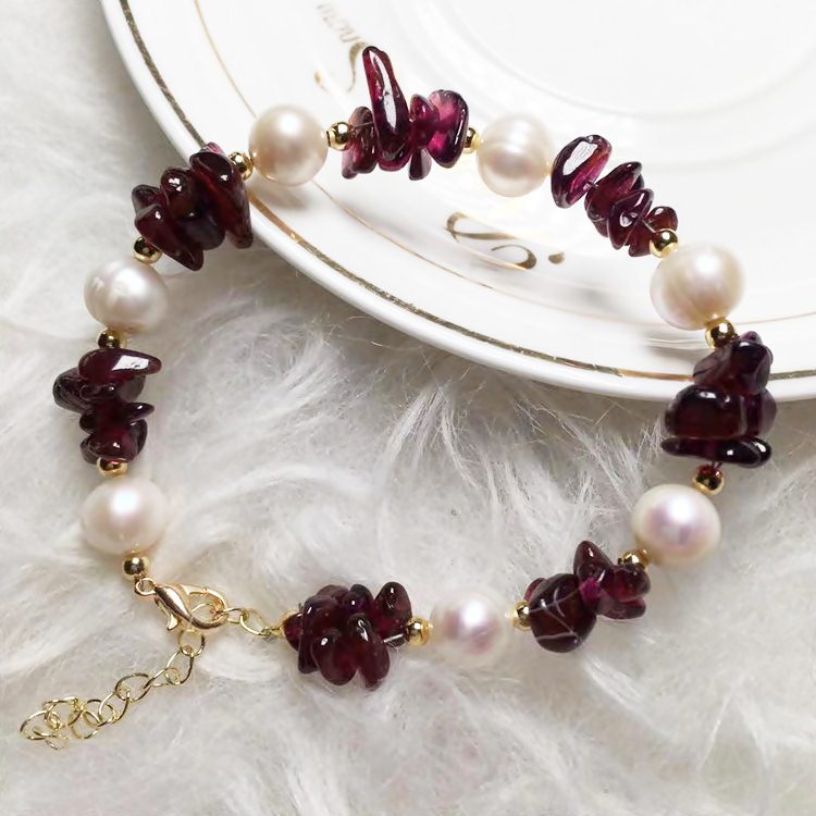 FJHDIY063 Strawberry Crystal Gravel Pearl Bracelet 8mm