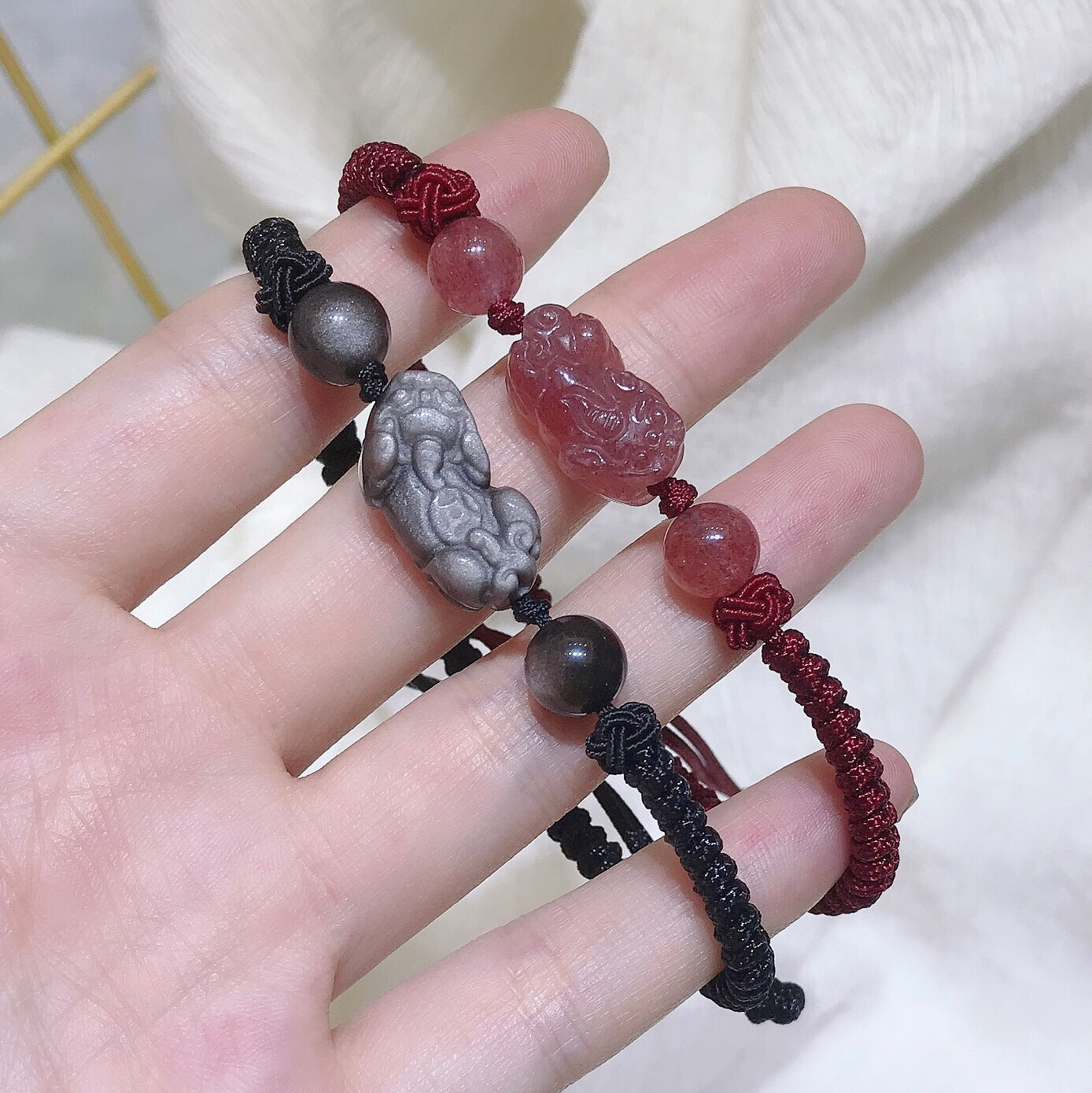 FJHDIY049 Strawberry crystal silver obsidian Pixiu Bracelet 12mm