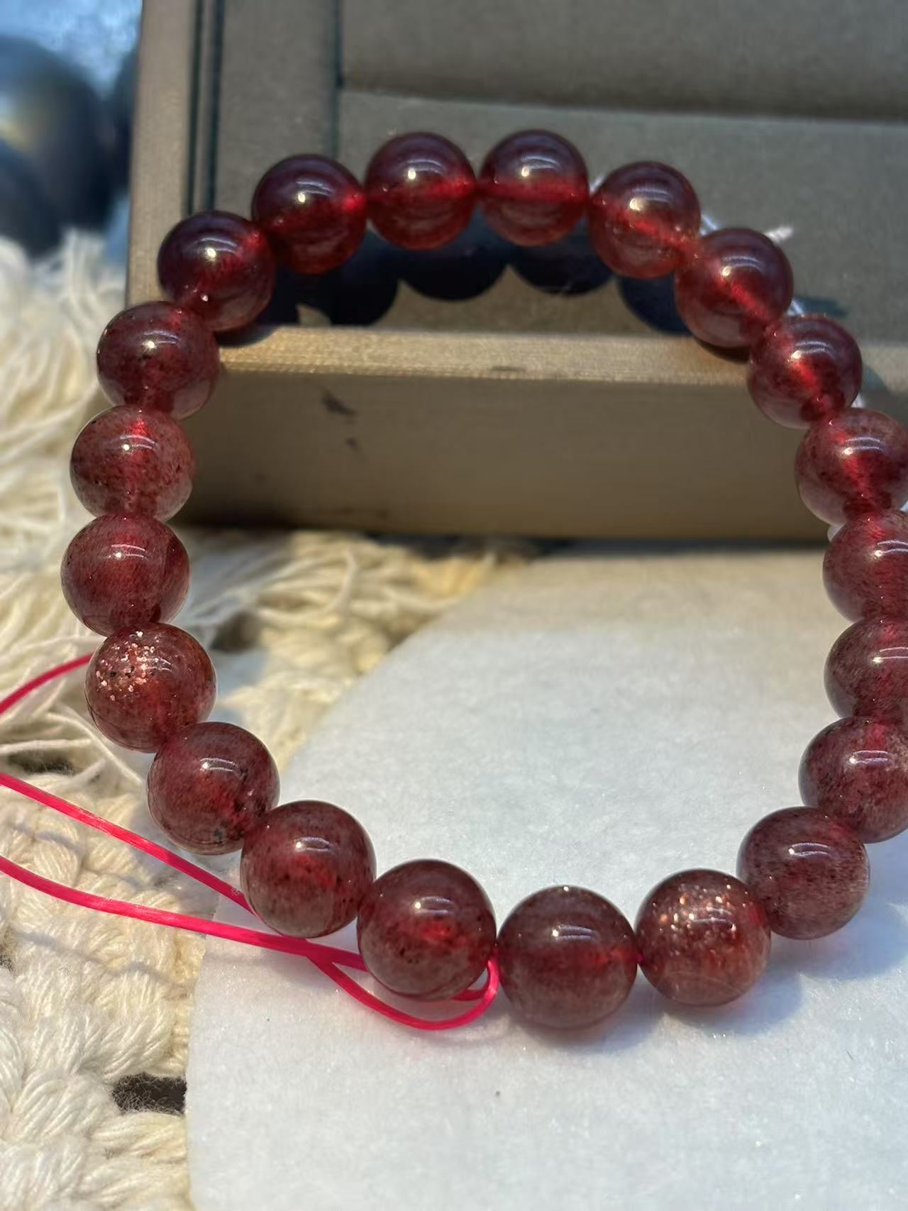 XLSL082 Pigeon Blood Red Strawberry Crystal bracelet 6/8/10/12mm
